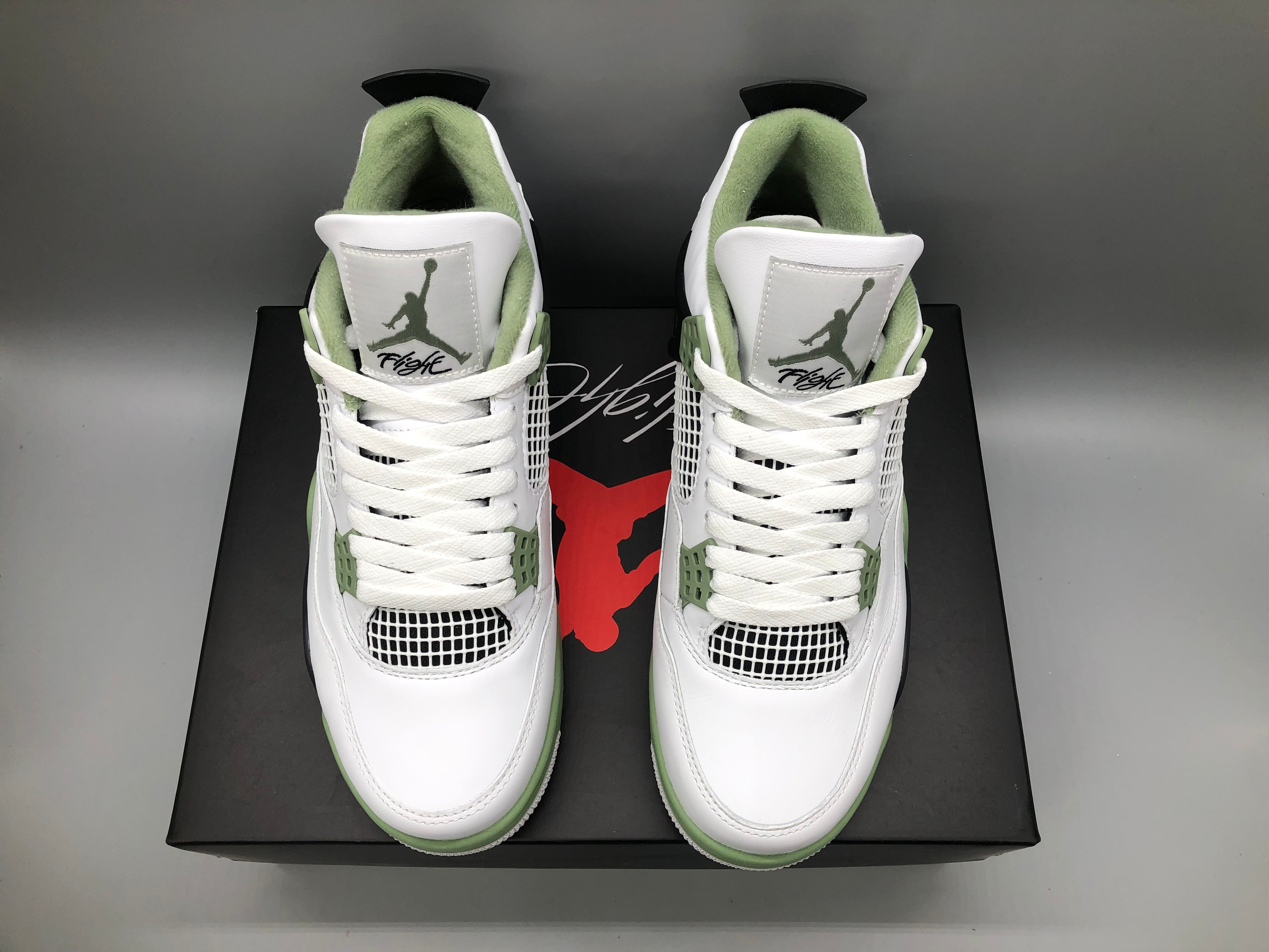Air Jordan 4 “Oil Green”