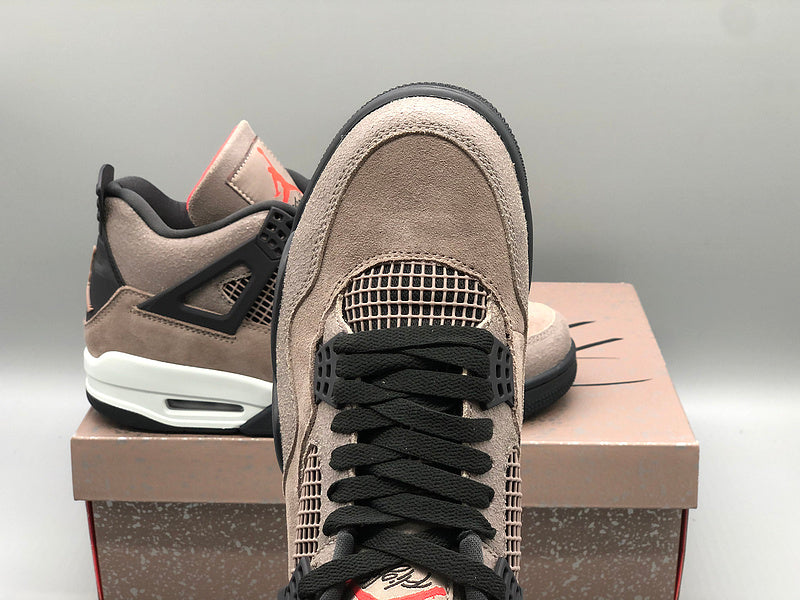 Air Jordan 4 Retro"Taupe Haze "