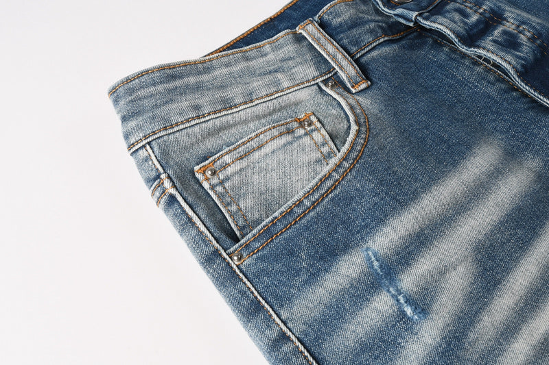 AMIRI Jeans A8926
