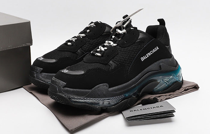 BALENCIAGA TRIPLE S