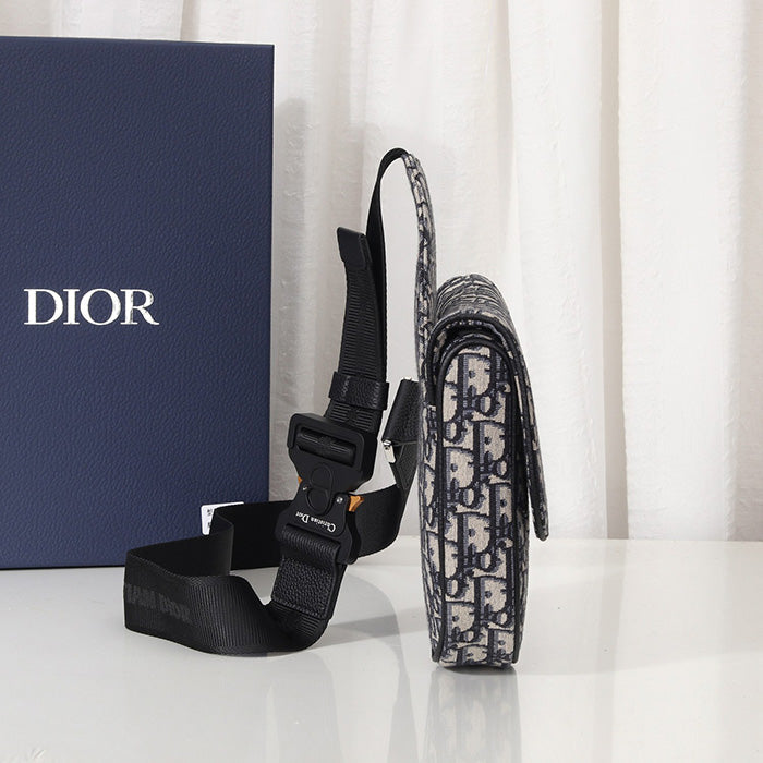 DIOR SADDLE BAG Beige and Black Dior Oblique Jacquard