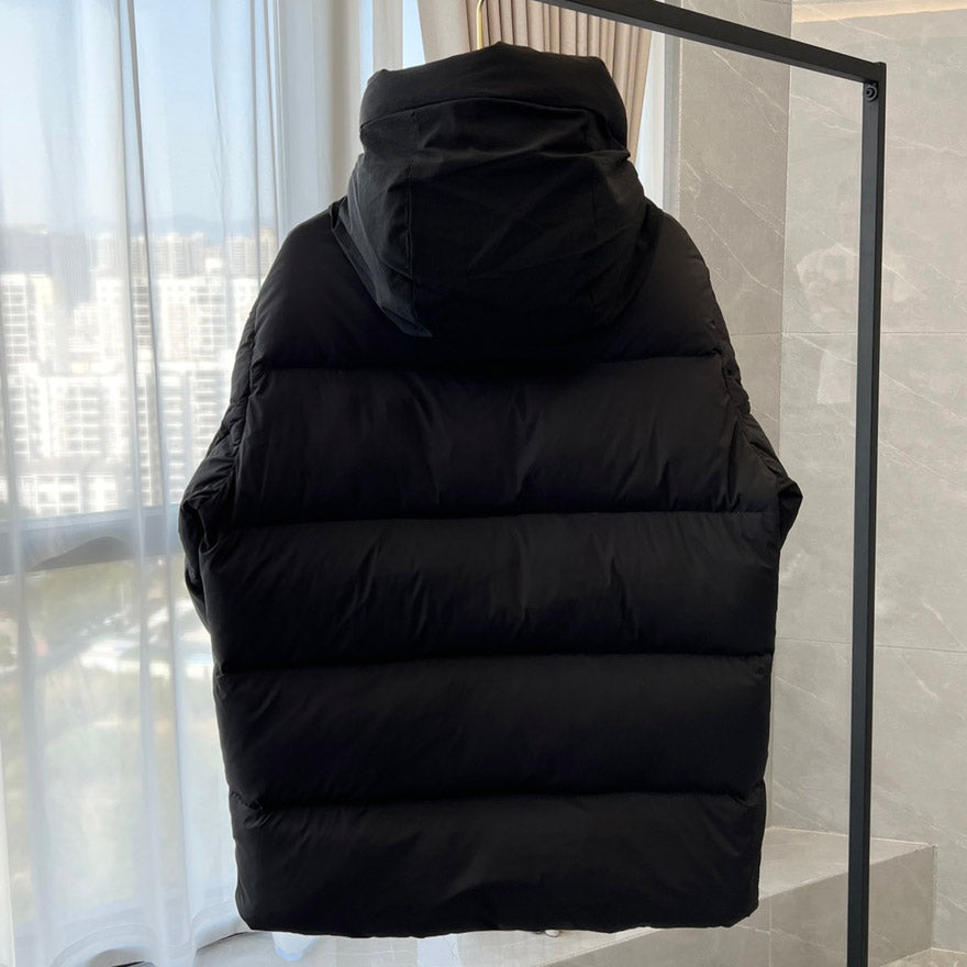 Moncler Madeira Short Down Jacket Black