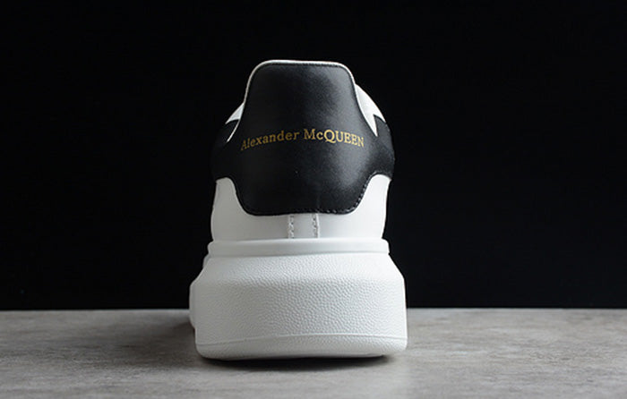 ALEXANDER MCQUEEN SNEAKER